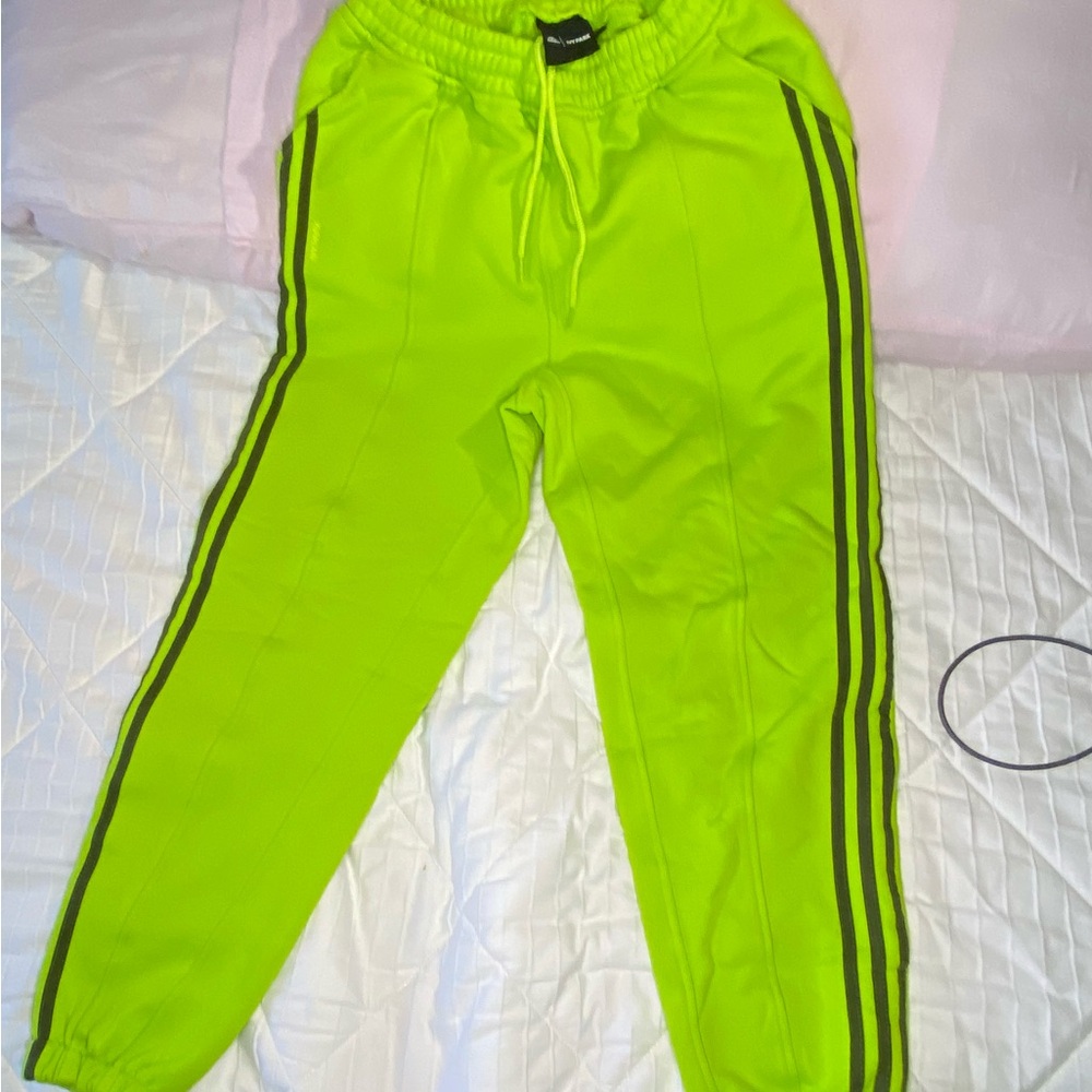 adidas Ivy park- Used- like New pants/ all gender / Sz M